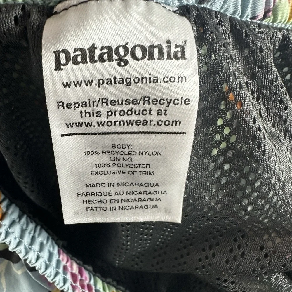 Patagonia Baggies Shorts Mens XL Colorful Bird‎ Print Lined Casual Travel Beach